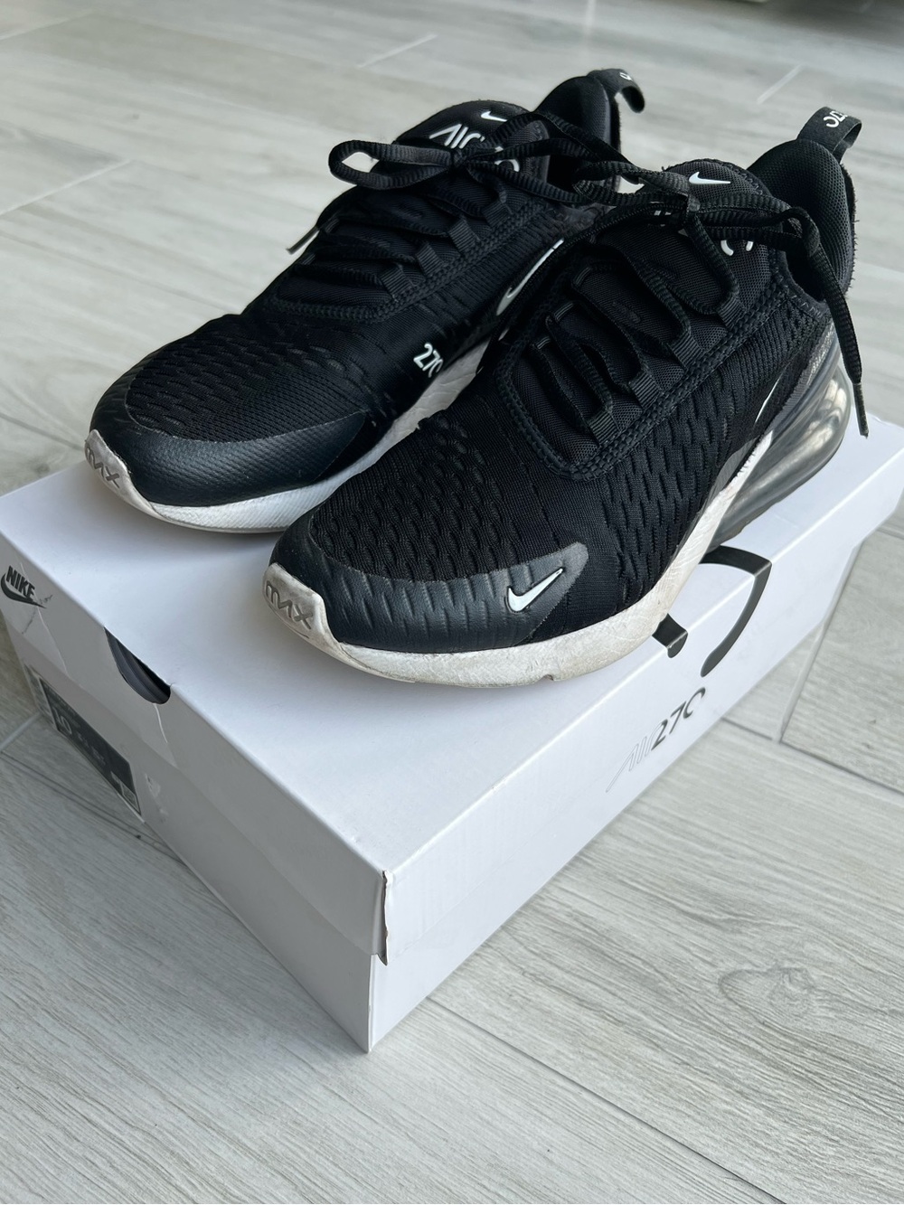 Nike Air Max 270 Sneaker